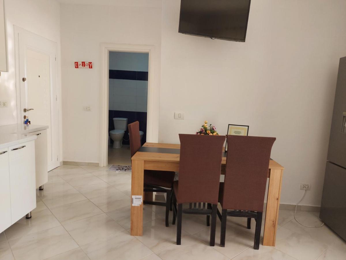 Bral Apartment 7 - Two-Bedroom With Seaview Durrës Esterno foto