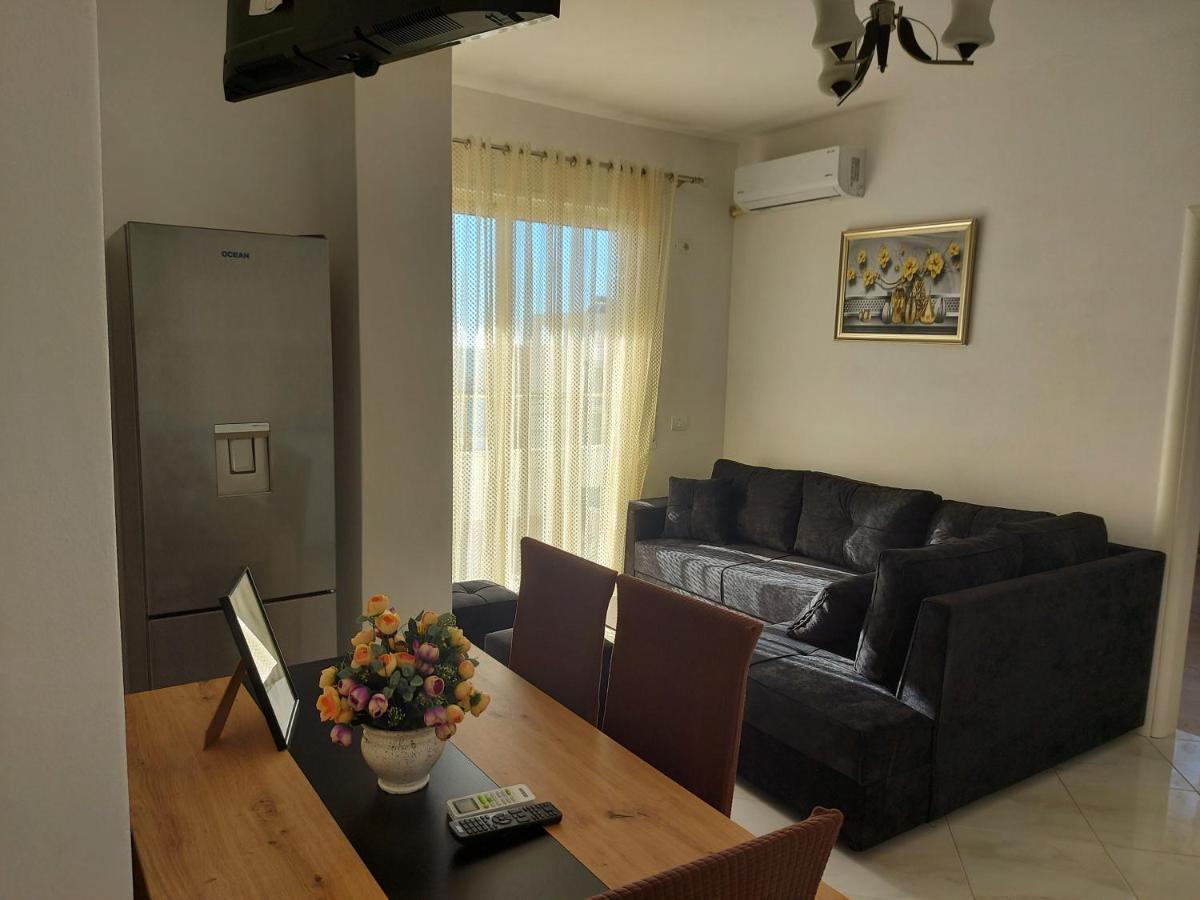 Bral Apartment 7 - Two-Bedroom With Seaview Durrës Esterno foto