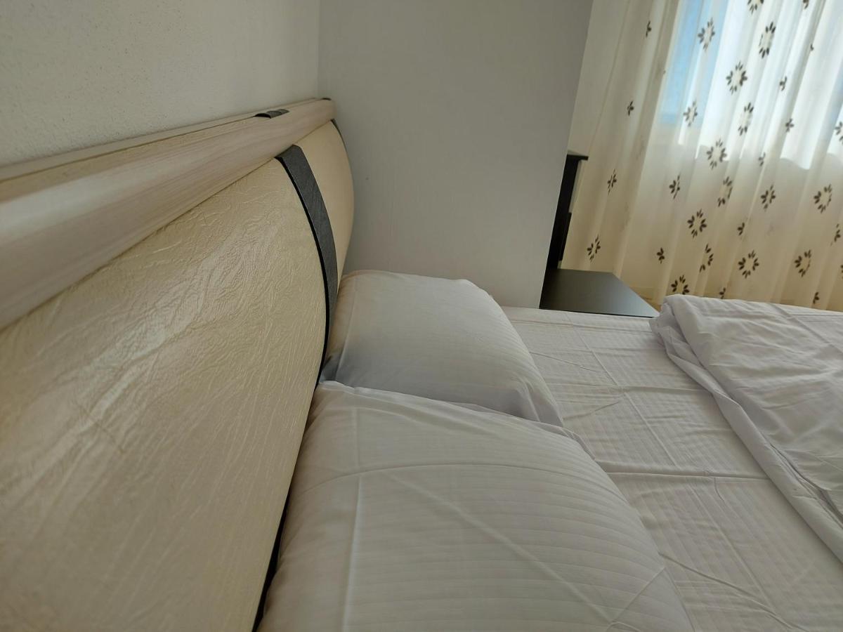 Bral Apartment 7 - Two-Bedroom With Seaview Durrës Esterno foto
