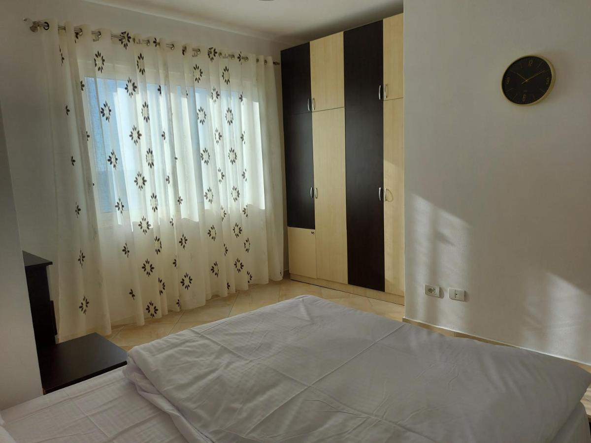Bral Apartment 7 - Two-Bedroom With Seaview Durrës Esterno foto