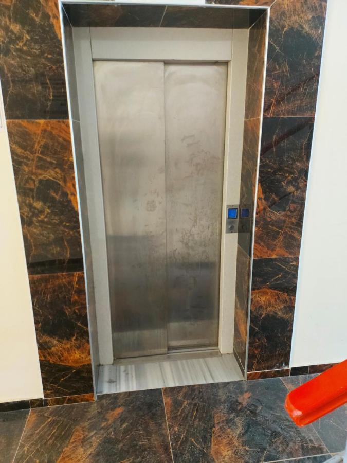 Bral Apartment 7 - Two-Bedroom With Seaview Durrës Esterno foto
